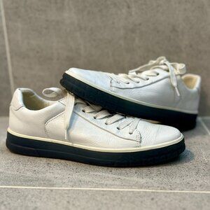 Ara Woman's White Super Soft Leather Sneakers Size 9